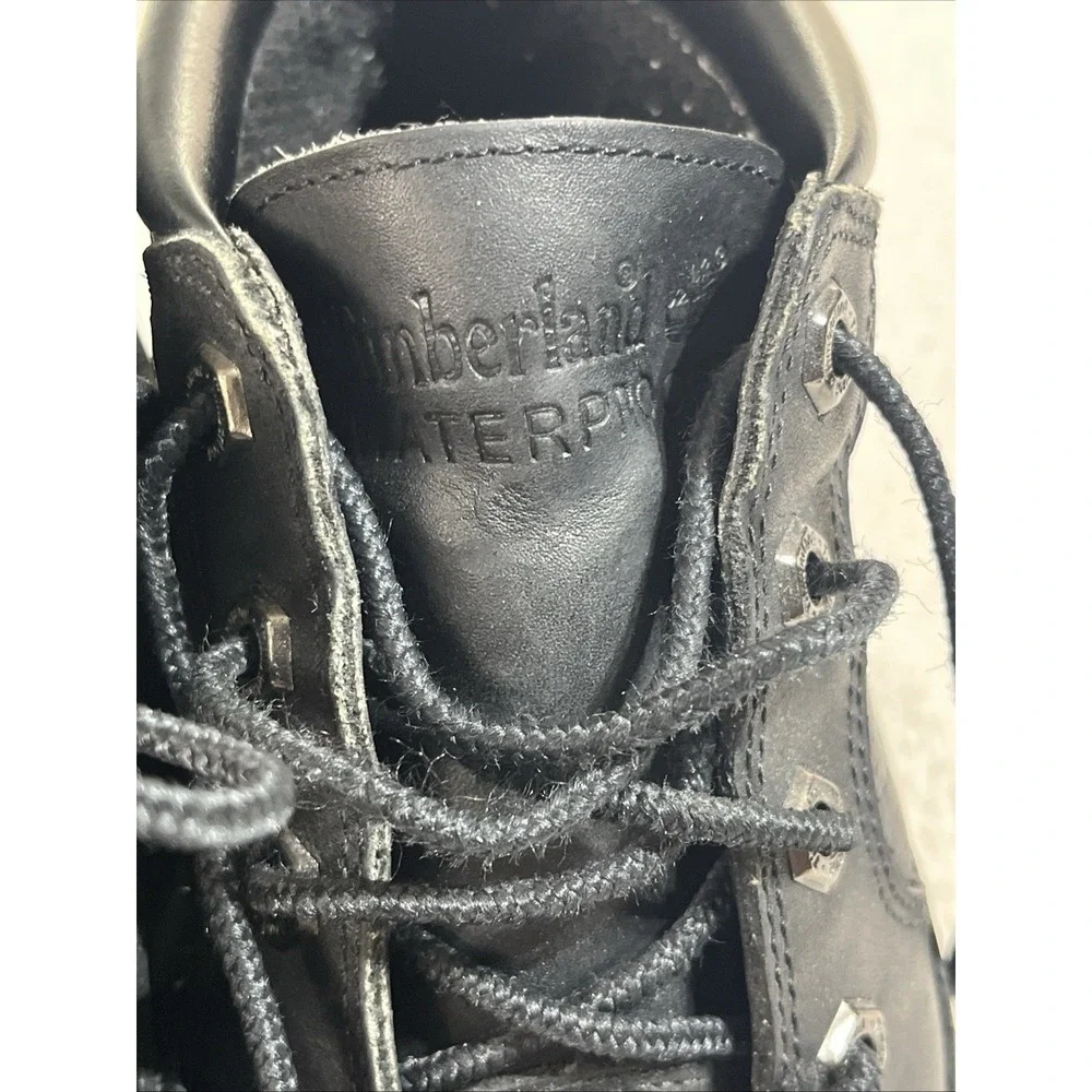 TIMBERLAND WOMEN'S 8.5M NEWMAN WATERPROOF CHUKKA BOOTS BLACK SMOOTH 28360